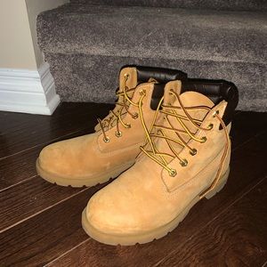 Original Women’s Timberland’s Size 7.5